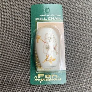 Impressions Floral Pull Chain with Gold Accents